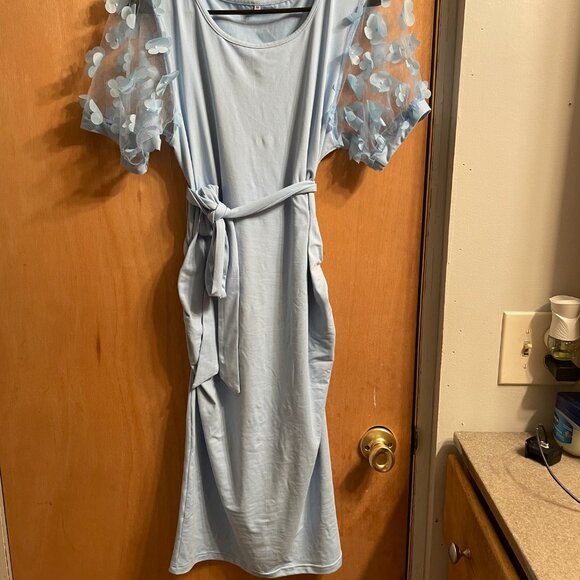 Light Blue Maternity Dress with Floral Mesh Sleeves – Size Medium - Picture 6 of 6